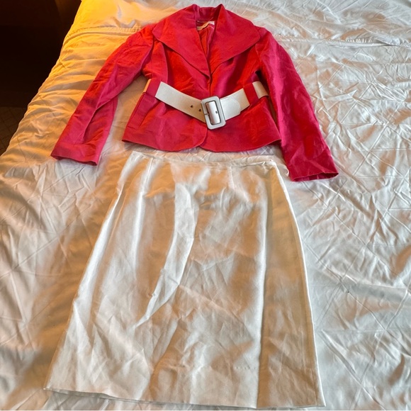 Calvin Klien 2 piece set with belt - Picture 3 of 6